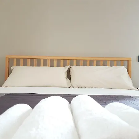 Lab3 Private - 2 Bedrooms Lägenhet Pavia